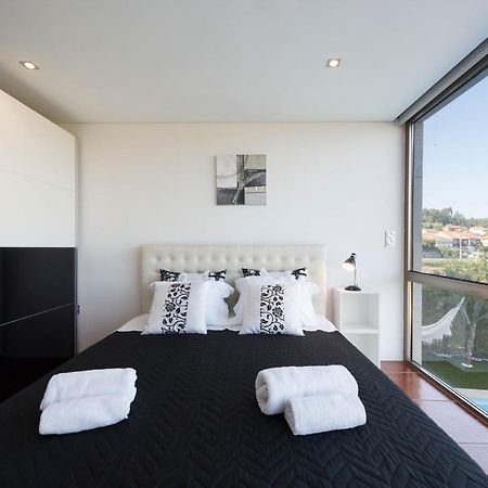 Lovelystay - Casa Guimas Penafiel Bagian luar foto