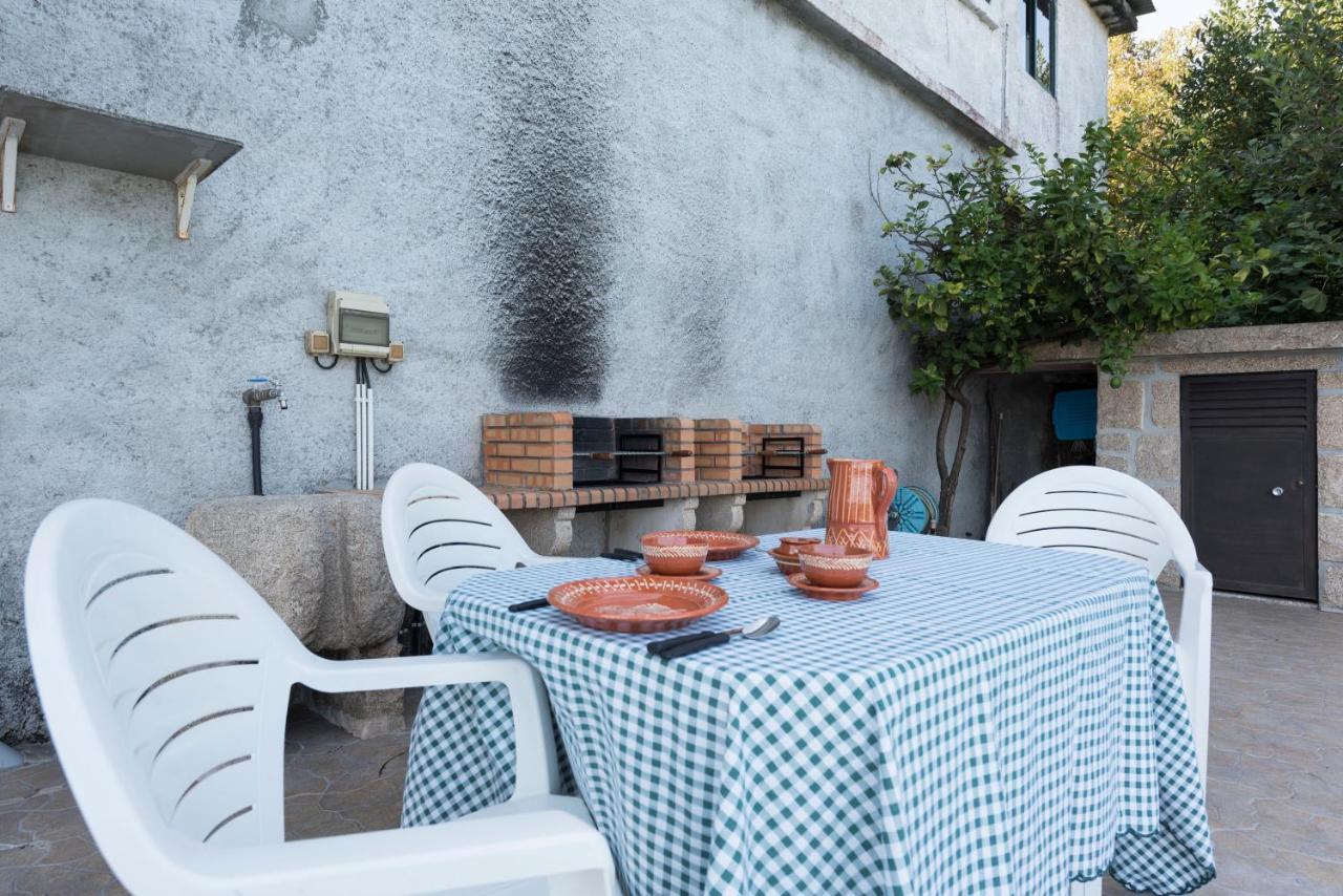 Lovelystay - Casa Guimas Penafiel Bagian luar foto