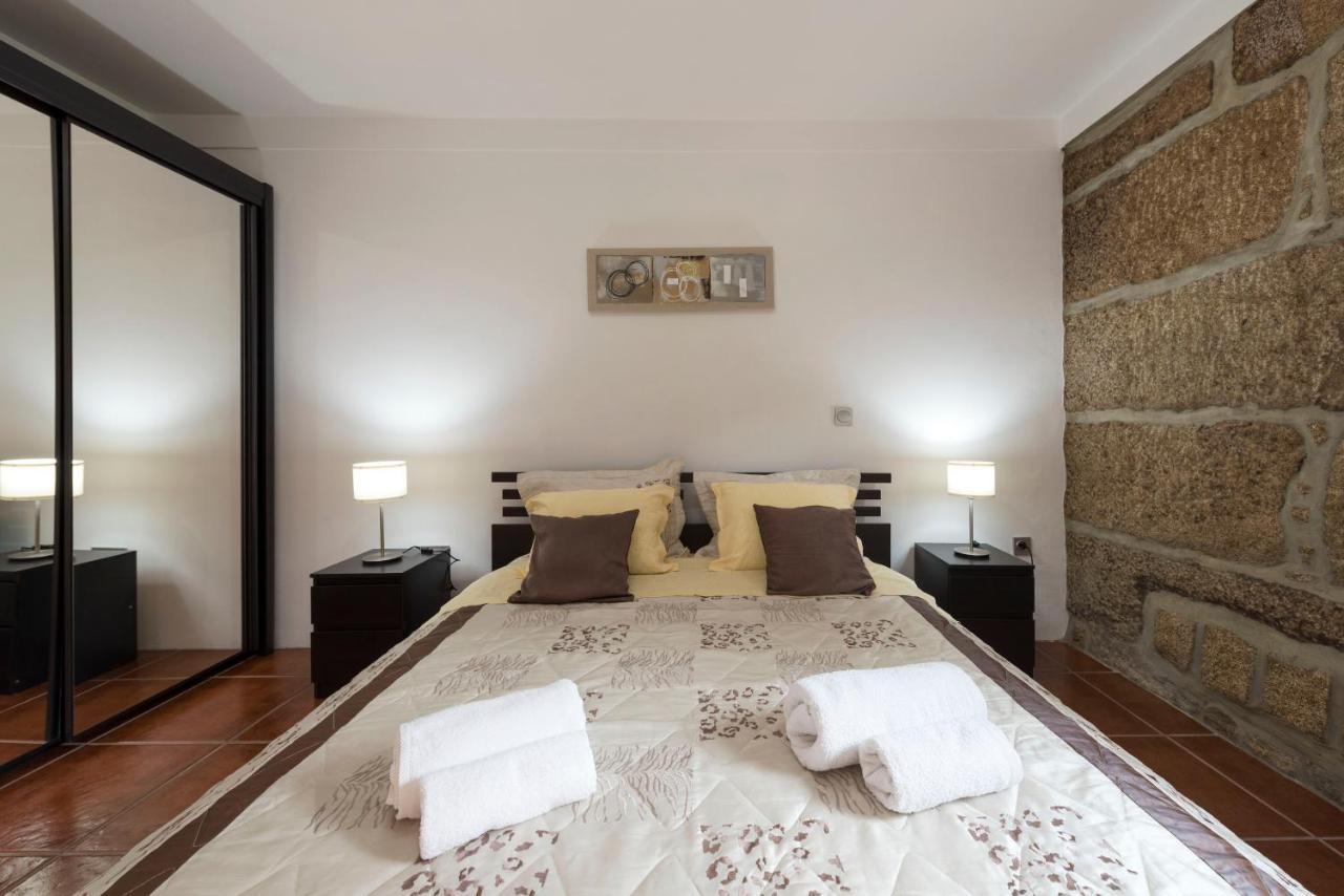 Lovelystay - Casa Guimas Penafiel Bagian luar foto
