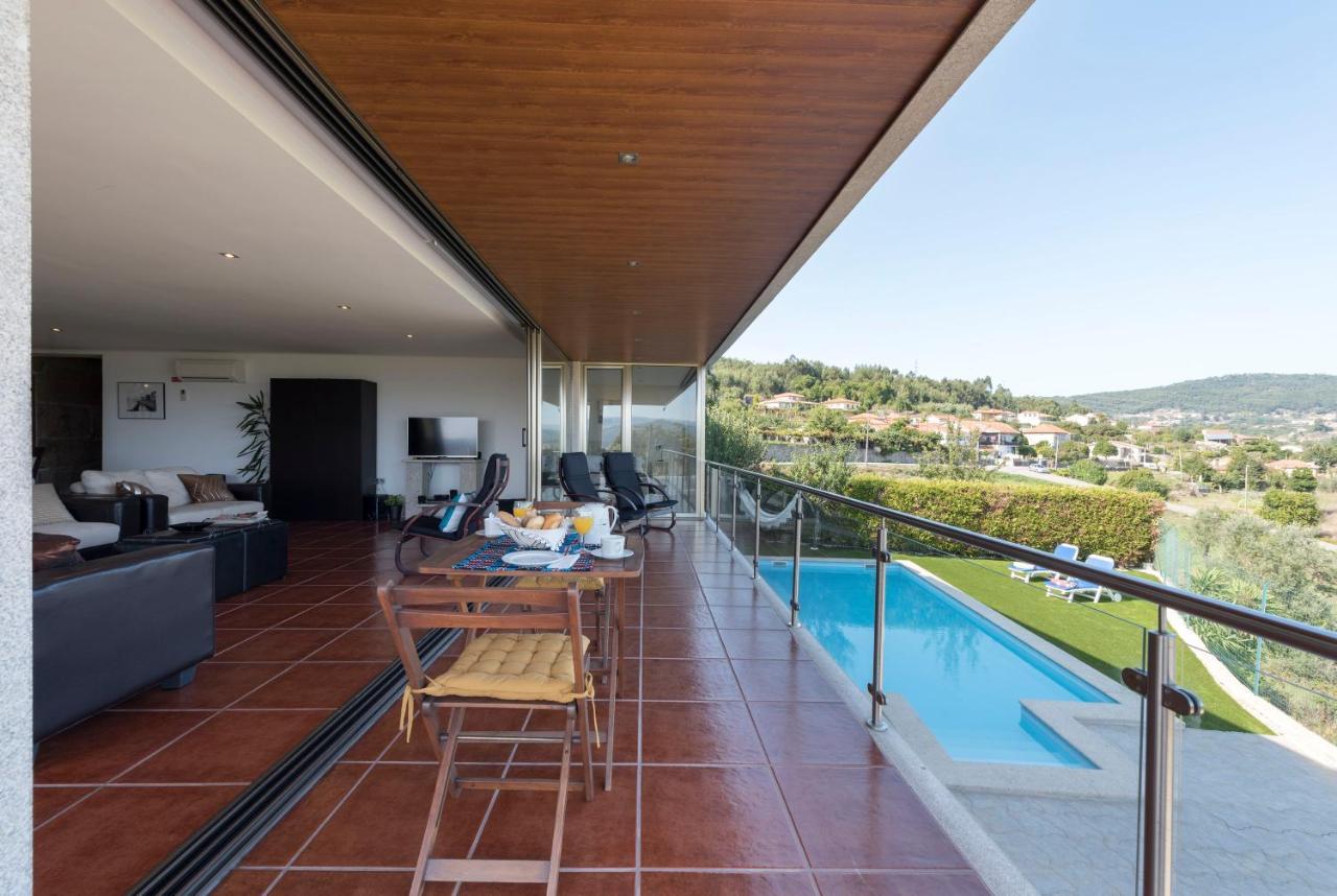 Lovelystay - Casa Guimas Penafiel Bagian luar foto
