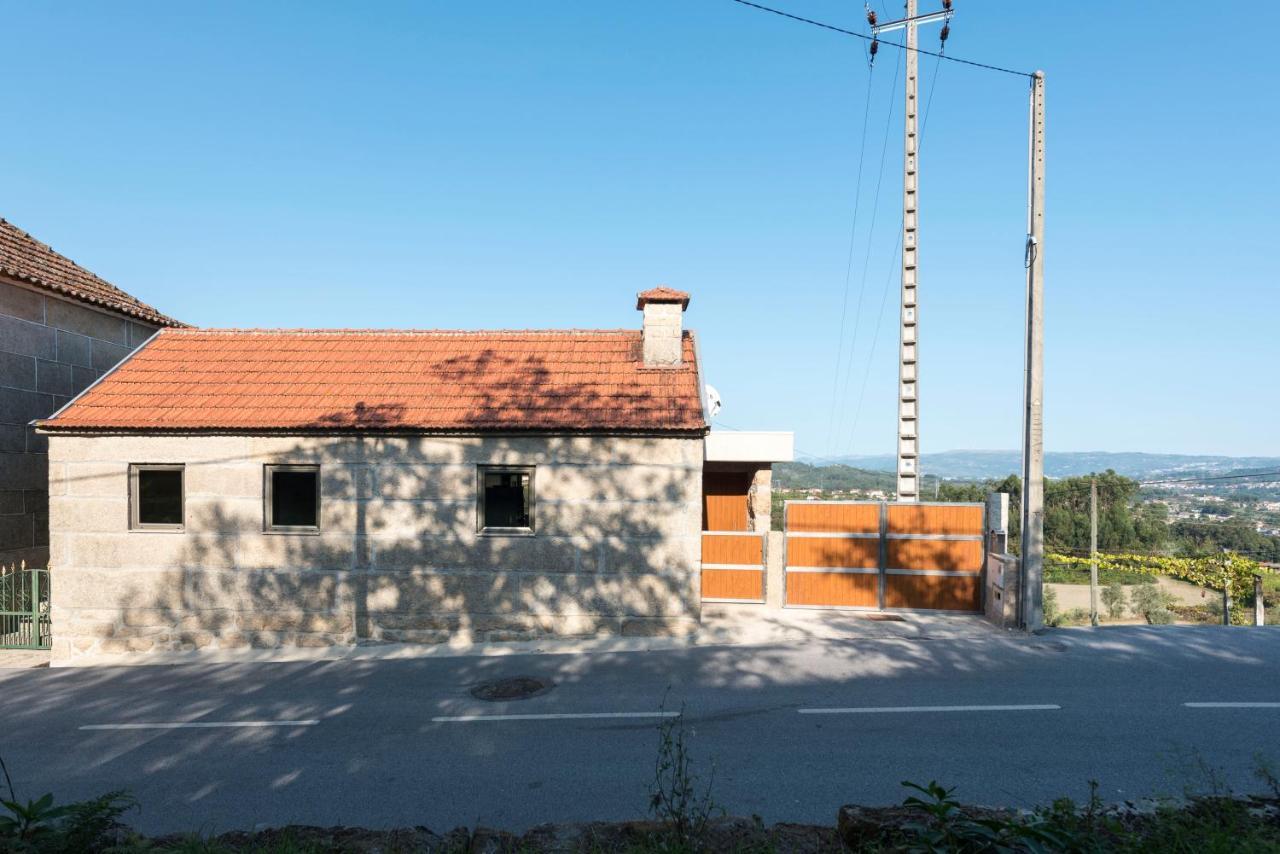 Lovelystay - Casa Guimas Penafiel Bagian luar foto